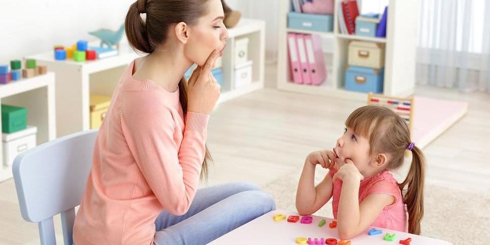 روش های گفتار درمانی در منزل
